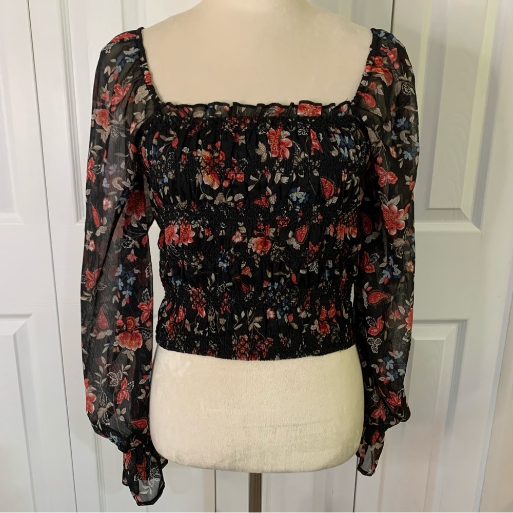 Mi Ami SzMed gathered bodice with full long see through sleeve, elastic cuffs